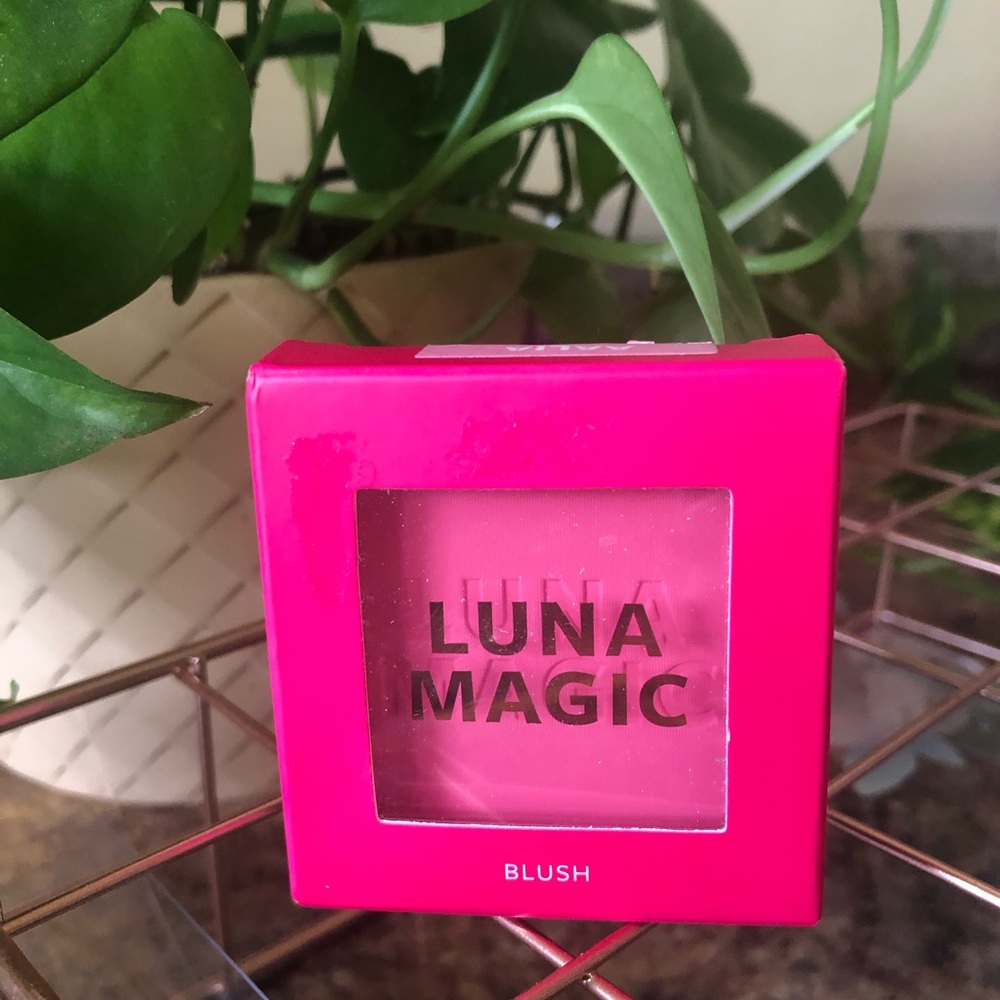 Luna Magic Blush Color Aalia